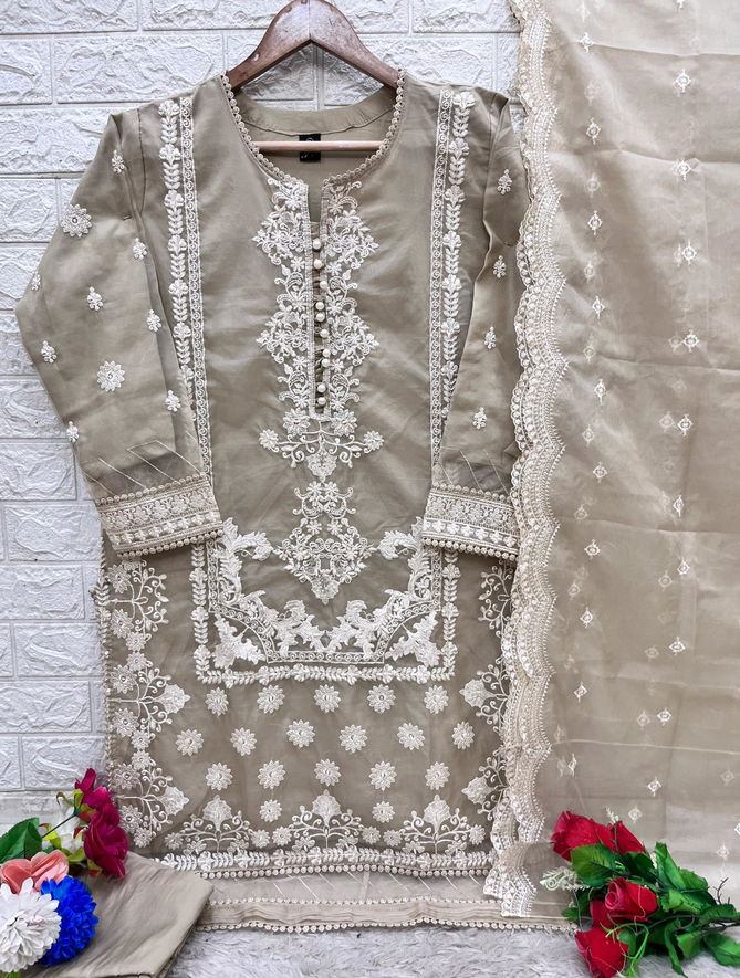 Bilqis B 75 A To D Organza Pakistani Readymade Suits Wholesale Shop In Surat
